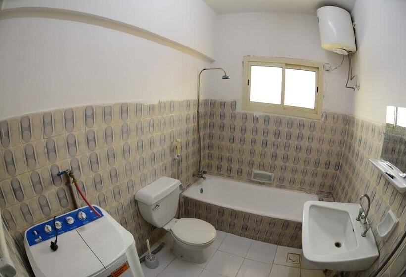 Апартаменты 2 Спальни, Al Eairy Furnished Apartments Dammam 8