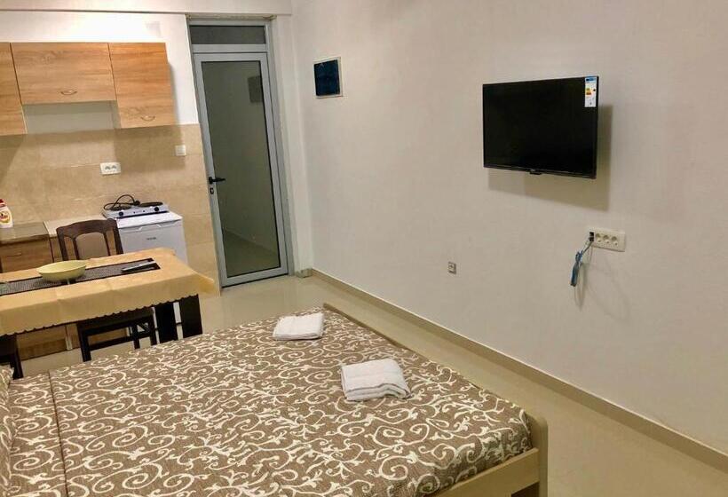 اتاق سه نفره دلوکس با چشم‌انداز دریا, Apartmani Maja