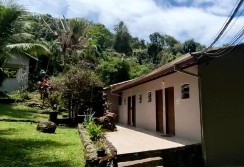 발코니가 있는 스위트, Chalés Carioca Prumirim Ubatuba