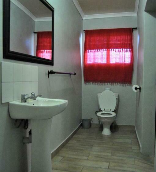 スタンダードルーム, Flamboyant Guesthouse