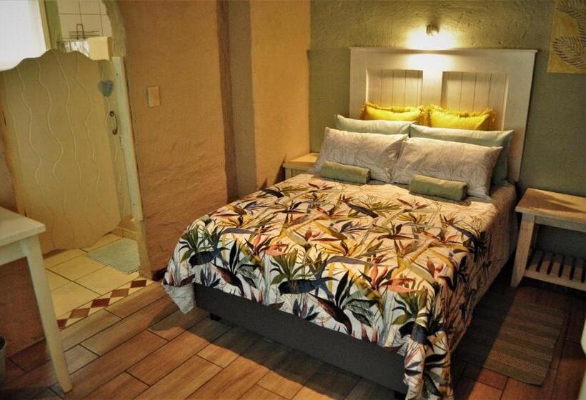 スタンダードルーム, Flamboyant Guesthouse