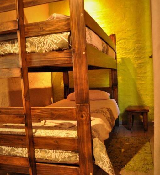 スタンダード４人部屋, Flamboyant Guesthouse