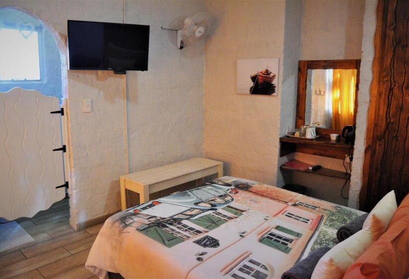 エコノミールーム, Flamboyant Guesthouse