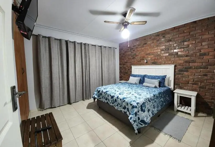 Deluxe-huone, Flamboyant Guesthouse
