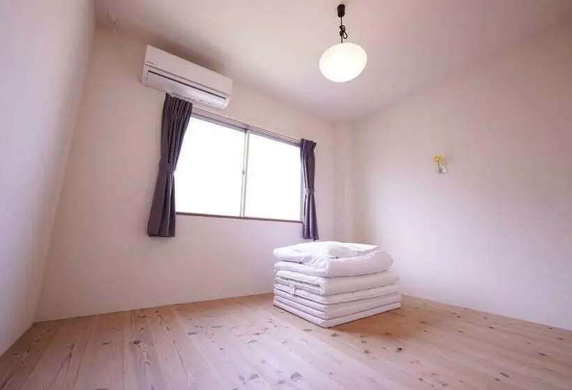 スタンダードトリプルルーム, Guest House Kadoyasu