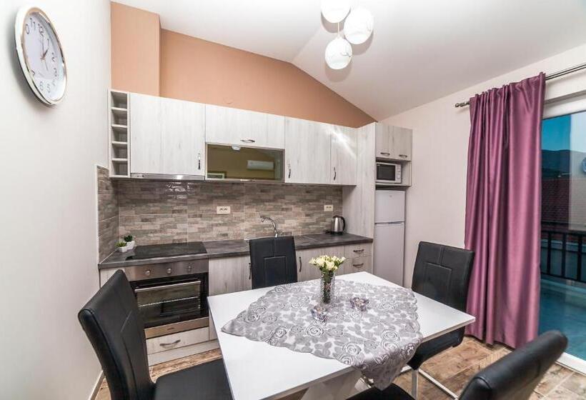 آپارتمان لوکس 1 خوابه, Milara Apartments