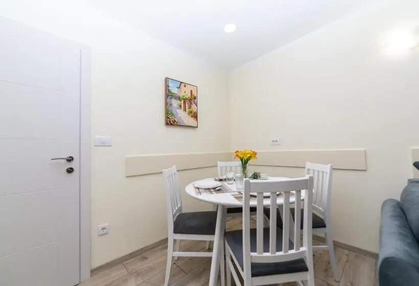 آپارتمان 1 خوابه با تراس, Milara Apartments