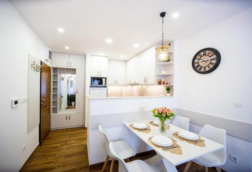 آپارتمان 2 خوابه, Milara Apartments