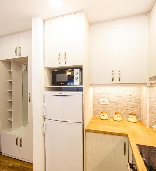 آپارتمان 2 خوابه, Milara Apartments