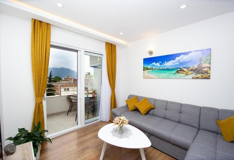 آپارتمان 2 خوابه, Milara Apartments