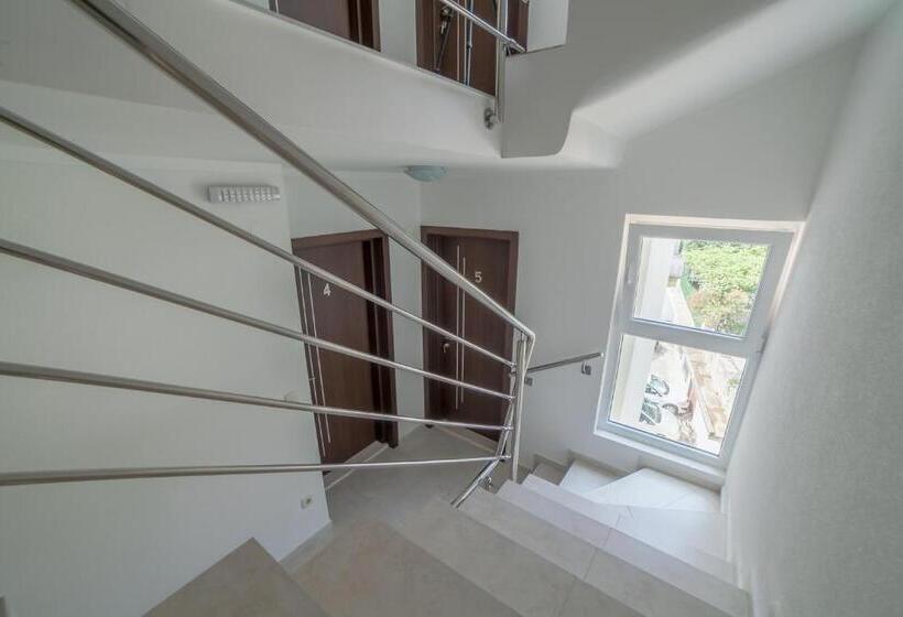 آپارتمان 1 خوابه, Milara Apartments