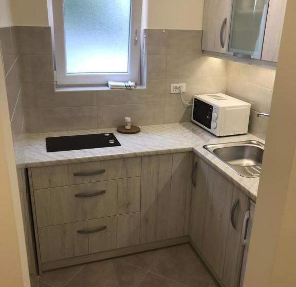 آپارتمان 1 خوابه با تراس, Milara Apartments