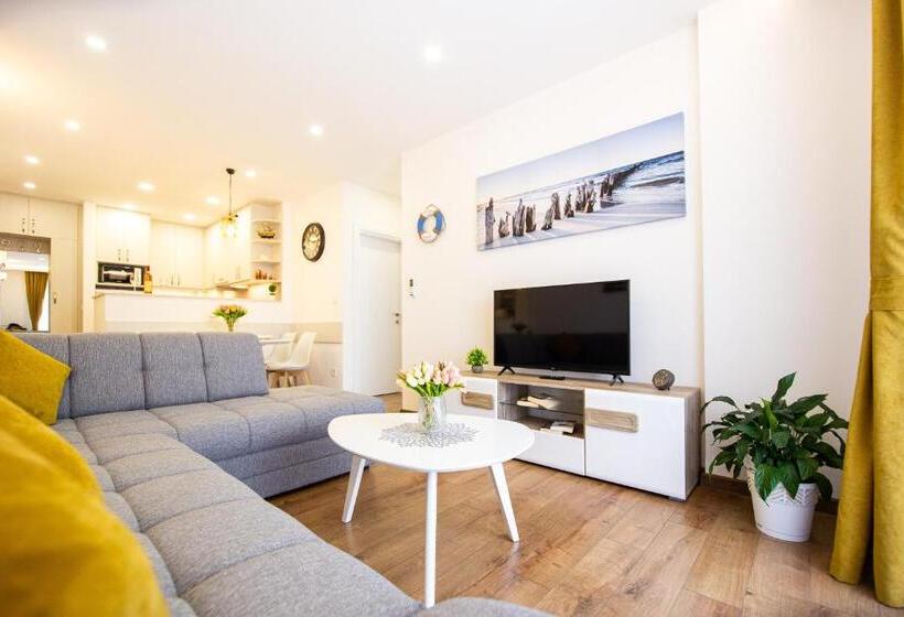 آپارتمان 2 خوابه, Milara Apartments