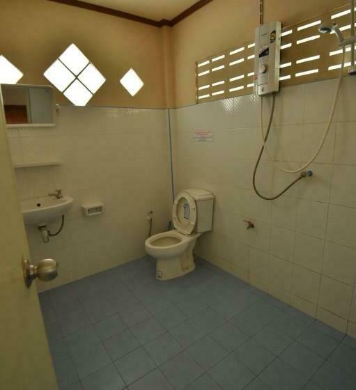 Номер Deluxe, Namtok Bungalows