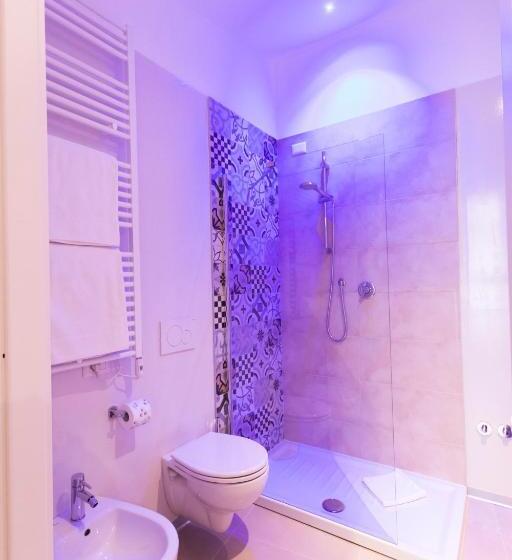اتاق لوکس چهار تخته, Residenza Degli Artisti