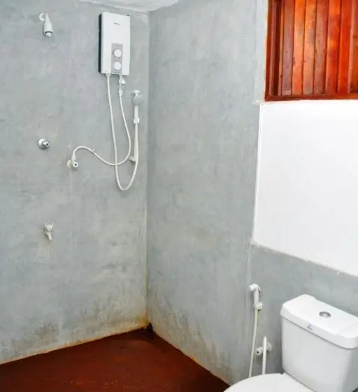 اتاق اکونومی, Rock Pool Residence