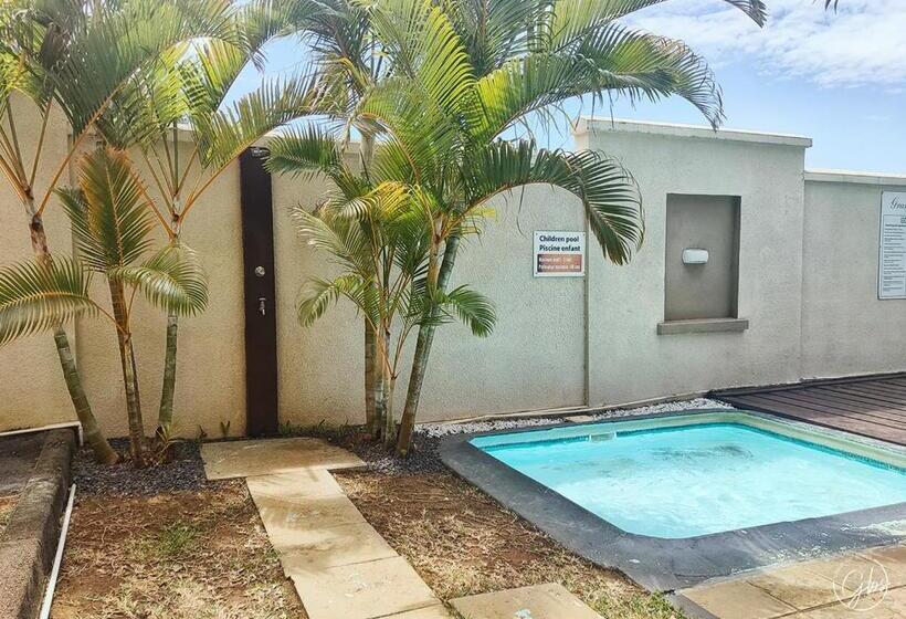 آپارتمان 1 خوابه, Grand Bay Suites