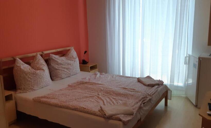 Номер Стандарт, Jankó Apartman