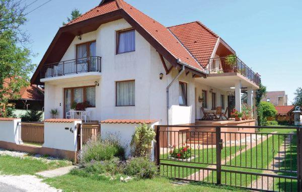 Апартаменты 2 Спальни с Террасой, Jankó Apartman