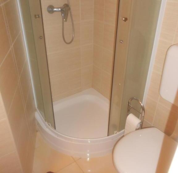 Номер Стандарт, Jankó Apartman