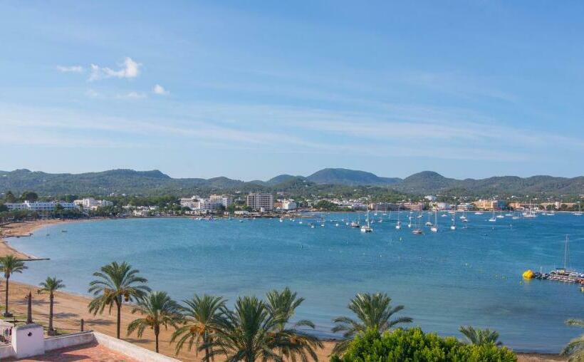 Студия Стандарт, Sunside Ibiza Studios   Only Adults  Formerly Known As Central Park