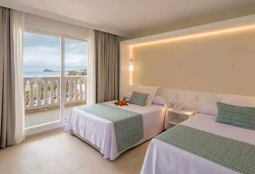 اتاق خانوادگی با چشم‌انداز دریا, Gran Hotel Peñiscola