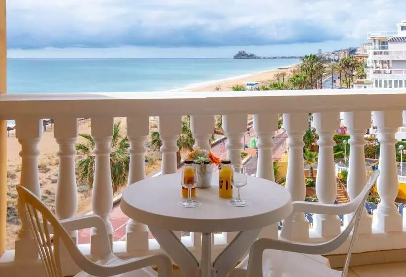 اتاق خانوادگی با چشم‌انداز دریا, Gran Hotel Peñiscola