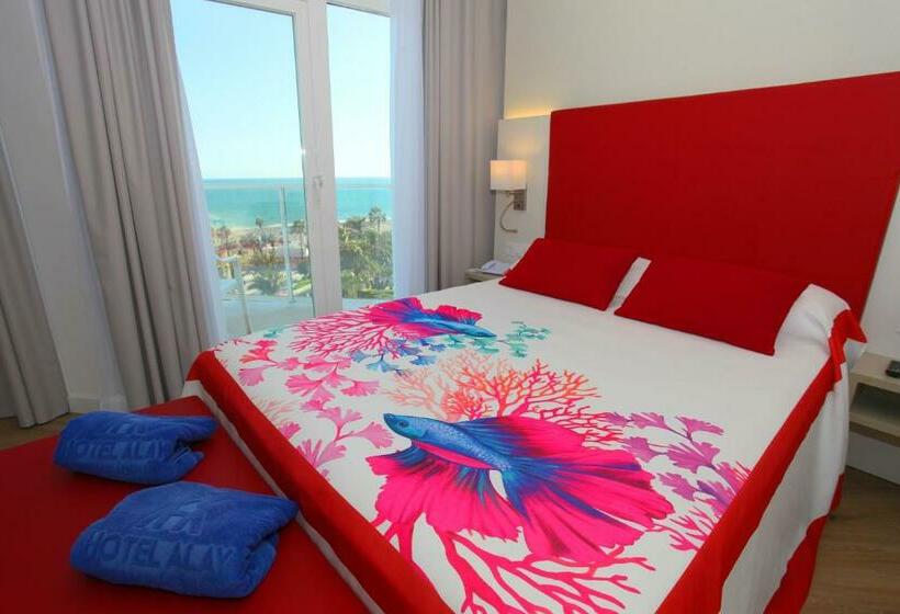 סוויטת ג'וניור, Alay - Adults Only Recommended