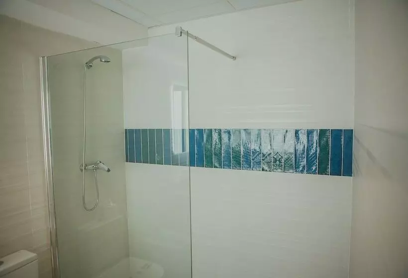 Economy-huone, Alay - Adults Only Recommended