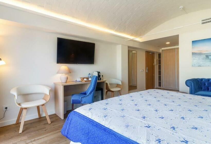 חדר דלוקס צדדי נוף לים, Alay - Adults Only Recommended