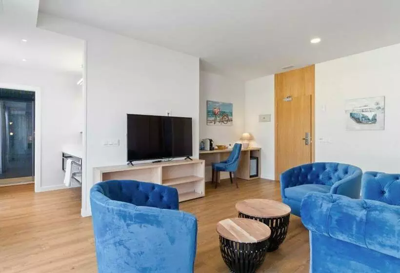 Standard-huone King-vuode, Alay - Adults Only Recommended