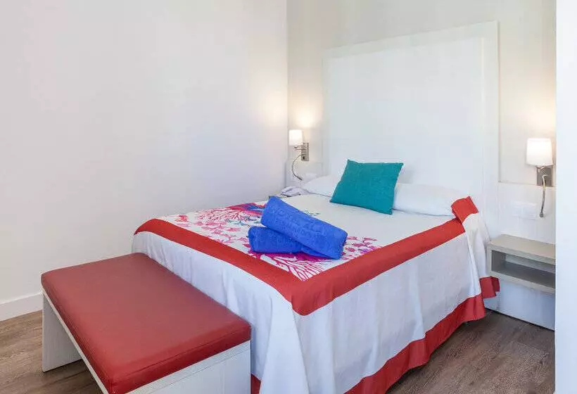 Standard Kolmen Hengen Huone, Alay - Adults Only Recommended