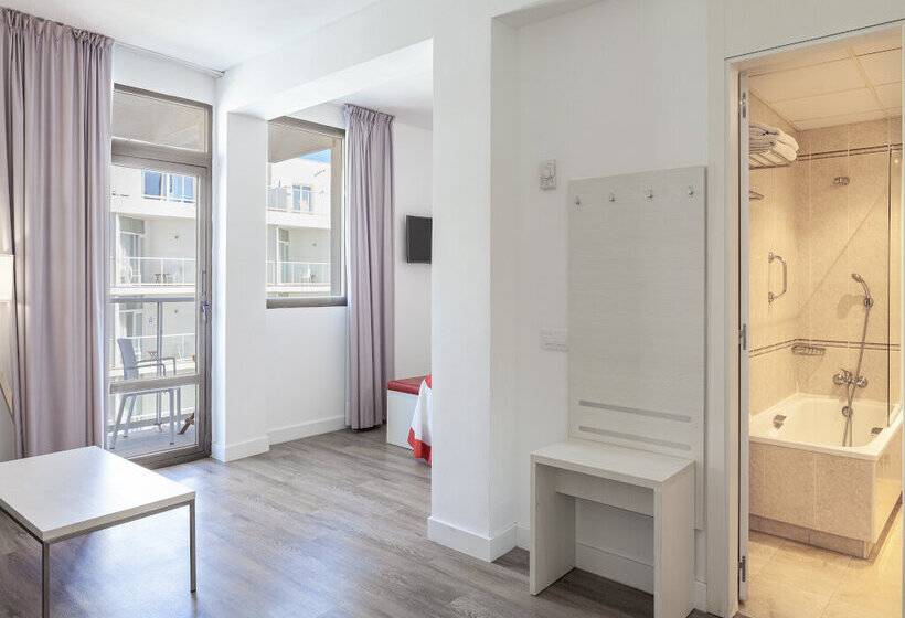 חדר סטנדרט לשלושה, Alay - Adults Only Recommended