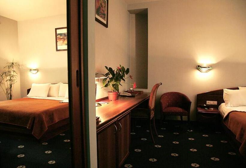 스탠다드 룸, Ararat