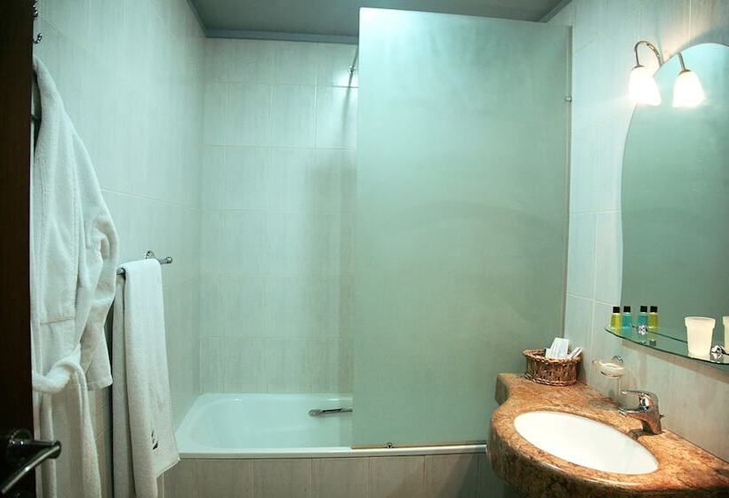 스탠다드 룸, Ararat