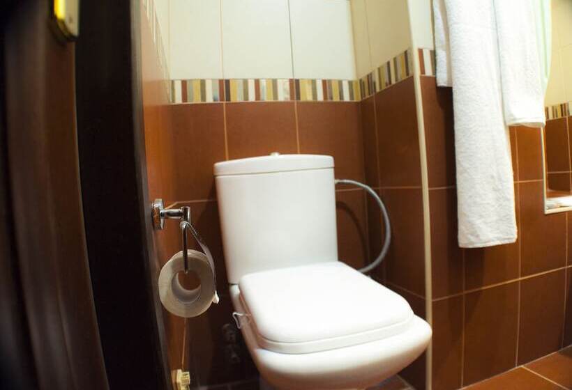 디럭스 룸, Ararat