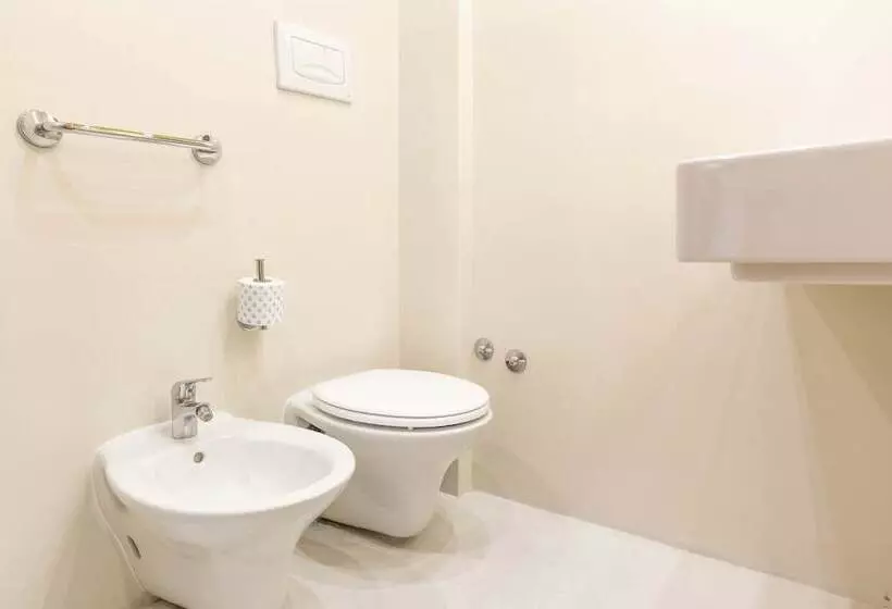 اتاق استاندارد با تراس, B&b Hotel Roma Tuscolana San Giovanni
