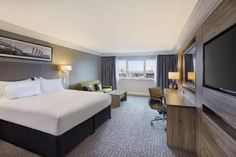 キングサイズベッドのデラックスルーム, Doubletree By Hilton Glasgow Central