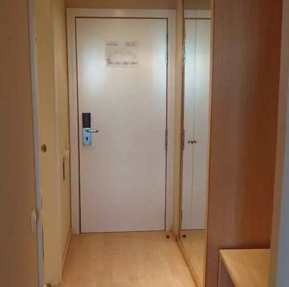 اتاق استاندارد, Flag Hotel Valencia