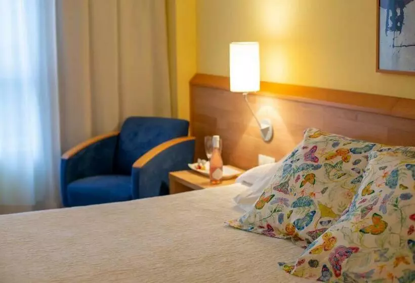 اتاق لوکس با چشم‌انداز دریا, Flag Hotel Valencia