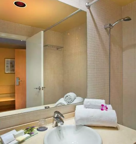 اتاق لوکس با چشم‌انداز دریا, Flag Hotel Valencia