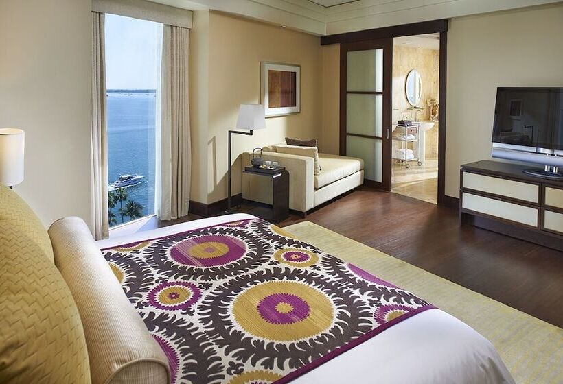 适合残疾人士使用的套间, Mandarin Oriental Miami