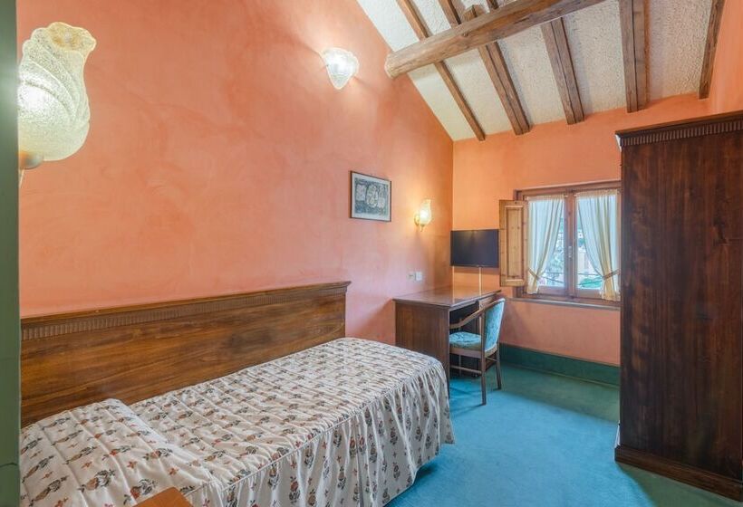 חדר סטנדרט יחיד, Minerva Palace