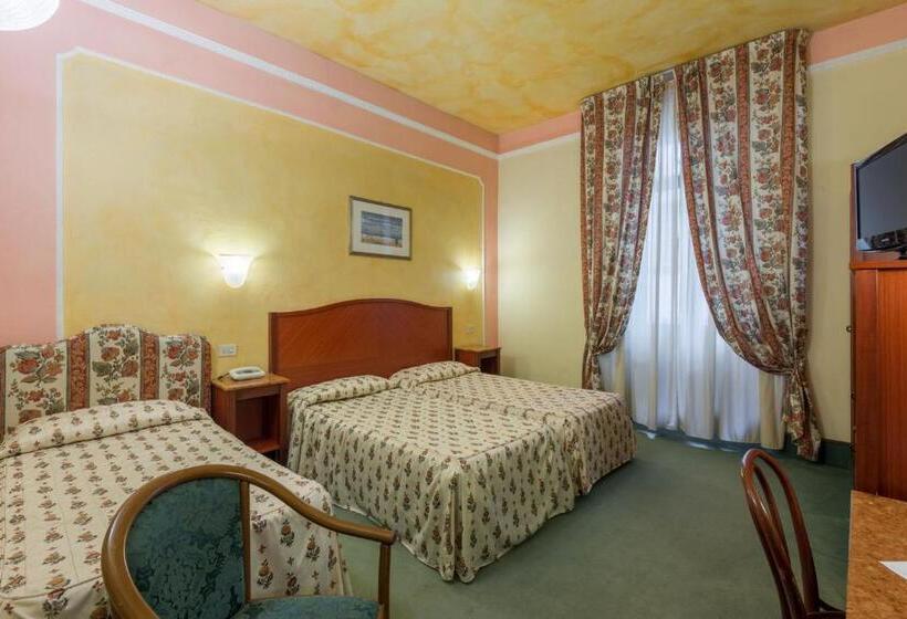 Номер Стандарт Трехместный, Minerva Palace