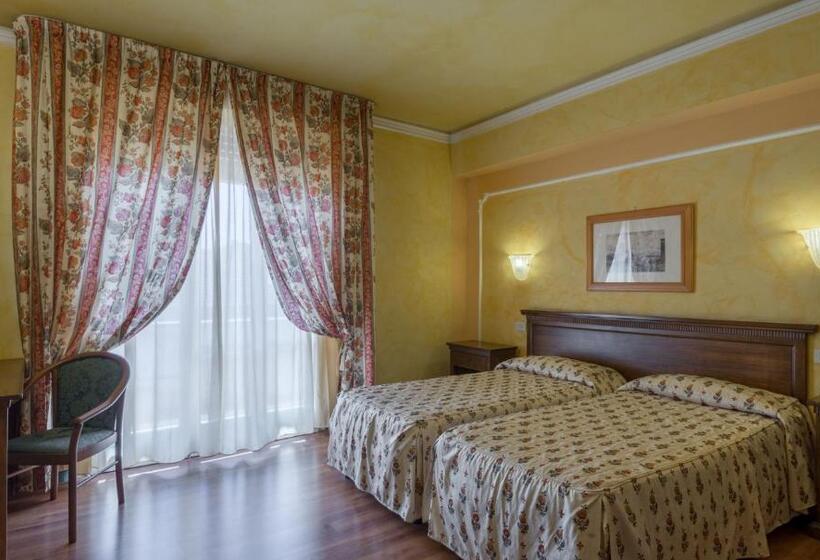 חדר סופריור, Minerva Palace