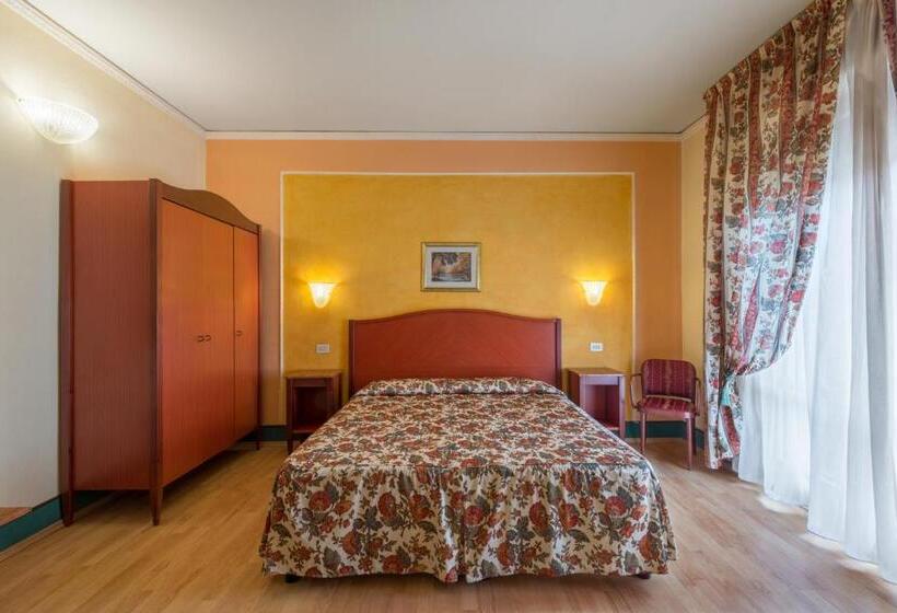 חדר סטנדרט, Minerva Palace