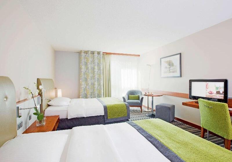 غرفة عائلية, Mövenpick Hotel Zurich Airport