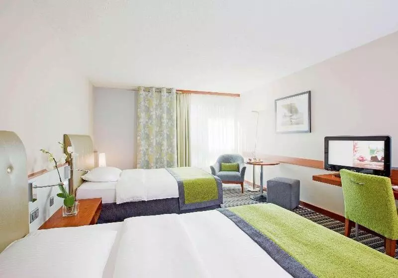 اتاق خانوادگی, Mövenpick Hotel Zurich Airport