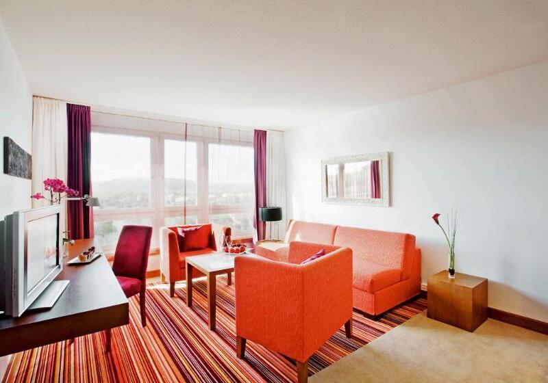 جناح, Mövenpick Hotel Zurich Airport