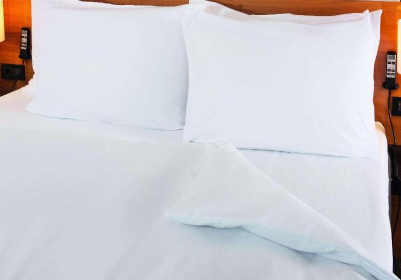 غرفة سوبيريور سرير كينج, Mövenpick Hotel Zurich Airport